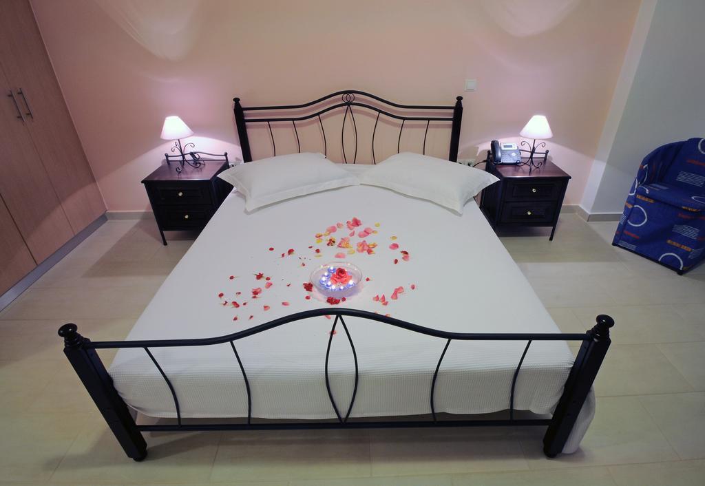 Anatoli Aparthotel Agia Pelagia  Buitenkant foto