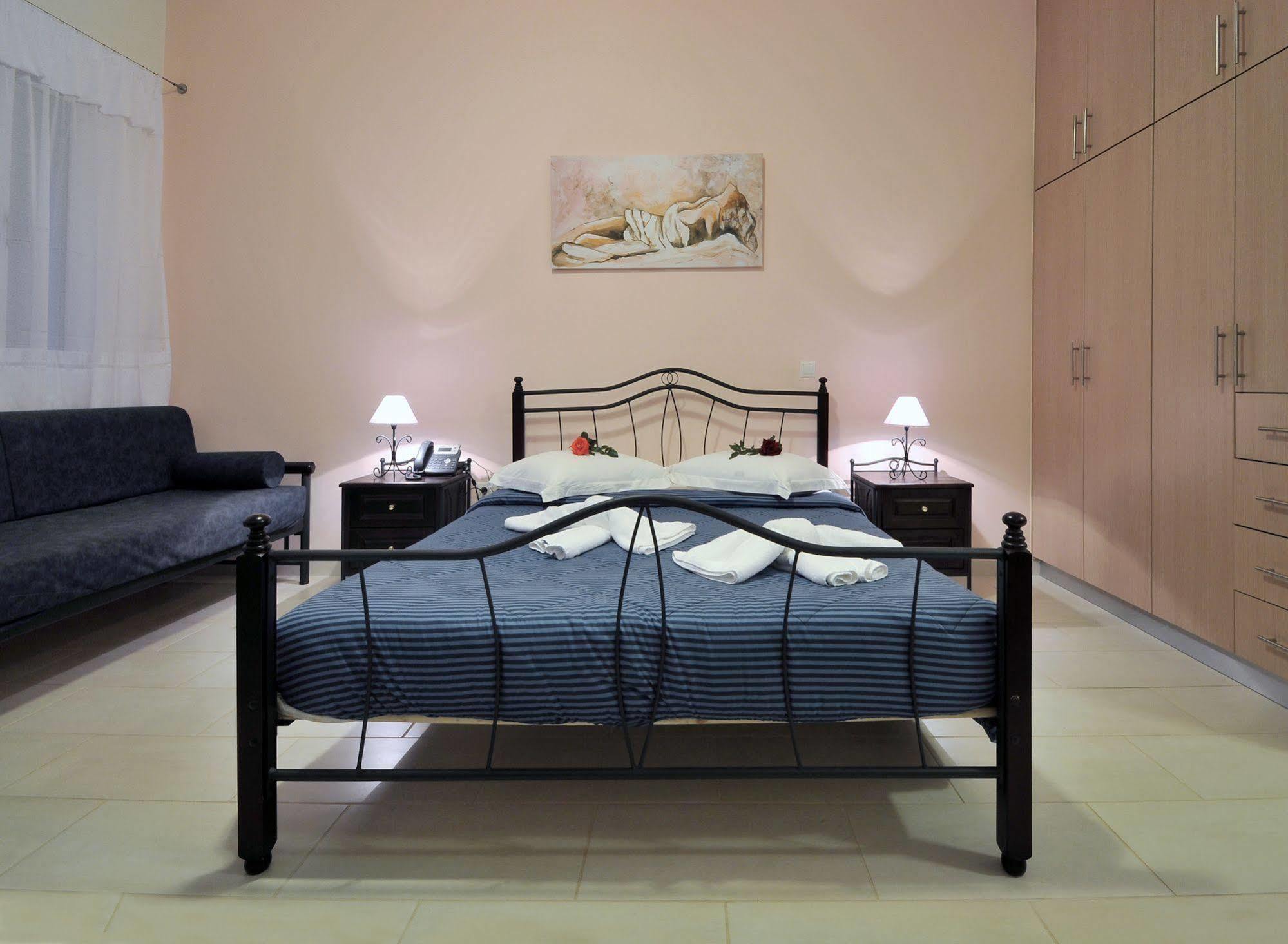 Anatoli Aparthotel Agia Pelagia  Buitenkant foto